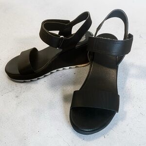 🤍Sorel Black Wedge Sandals